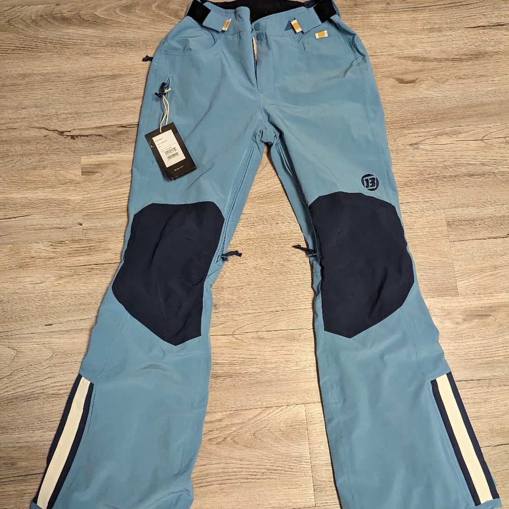 NWT, W's Burton Retro Pant, size small, matching jacket listed as well